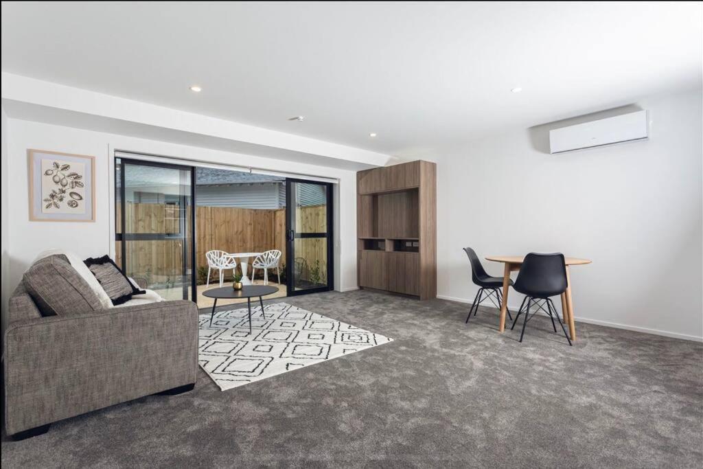 City Centre Apartment Close To Hagley Park ไครสต์เชิร์ช ภายนอก รูปภาพ